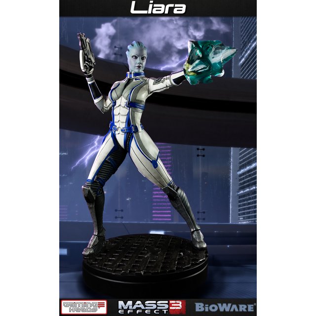 mass effect liara statue